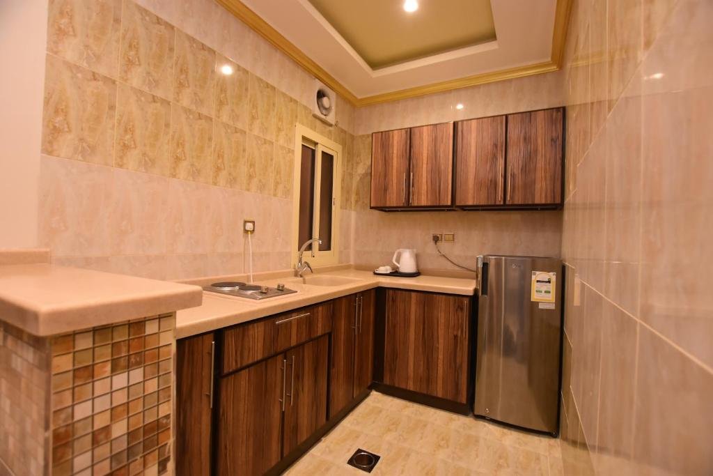 جناح غرفة وصالة سوبر يور